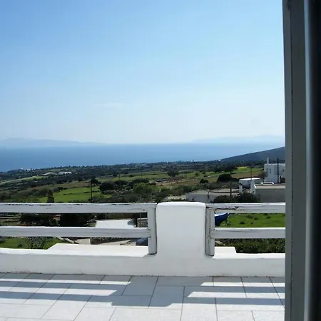 Art House In Aspro Chorio, 2-4 Guests * Aspro Chorio